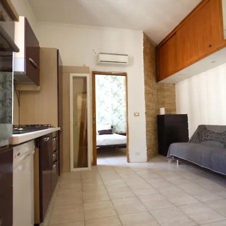 San Giovanni Apartment